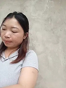 julybe online show from July 11, 9:53 am