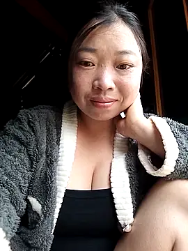 Snapshot of julybe chatting on April 29, 4:27 am julybe online show from April 29, 4:27 am