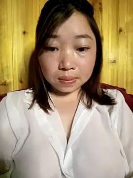 Snapshot of julybe chatting on March 16, 1:59 pm julybe online show from March 16, 1:59 pm