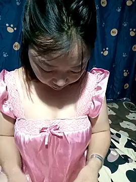 julybe online show from November 12, 1:21 am