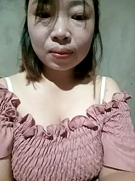 julybe online show from November 4, 6:39 am