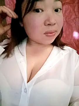 julybe online show from January 13, 5:33 am