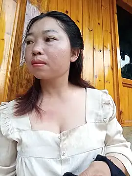 julybe online show from July 21, 10:27 am