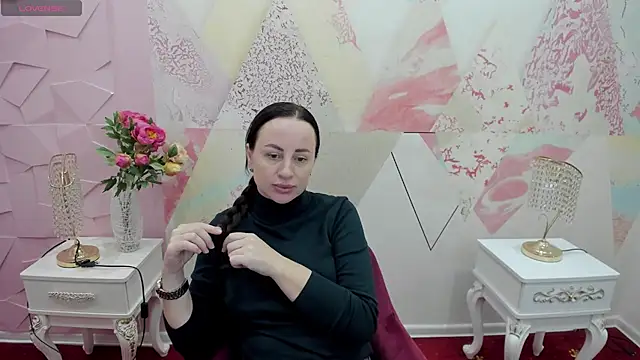 Snapshot of Jija_red4 chatting on October 30, 7:17 am Jija red4 online show from October 30, 7:17 am