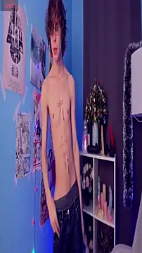 Snapshot of LeoBensyten chatting on December 4, 1:54 pm LeoBensyten online show from December 4, 1:54 pm