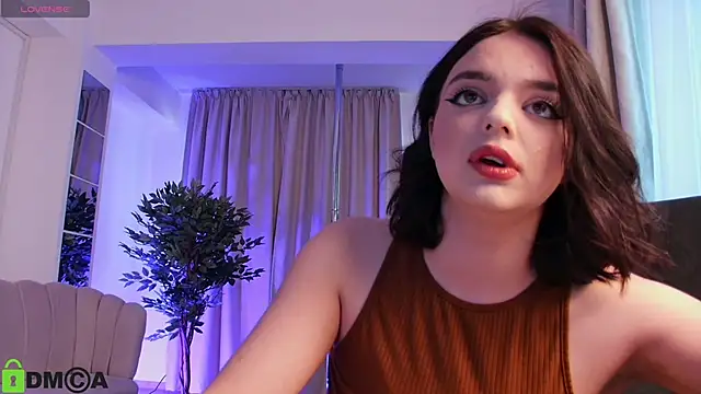 SidneyPuff online show from April 8, 4:58 am