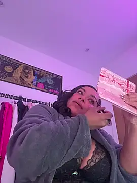 kennedylorel online show from November 19, 5:35 pm