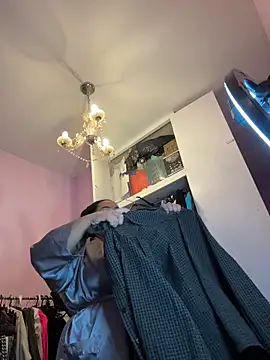 kennedylorel online show from November 30, 8:20 pm