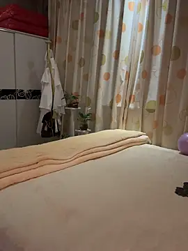 aniani11 online show from April 8, 2:18 pm