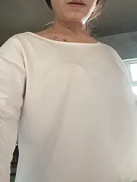 aniani11 online show from March 31, 9:00 am