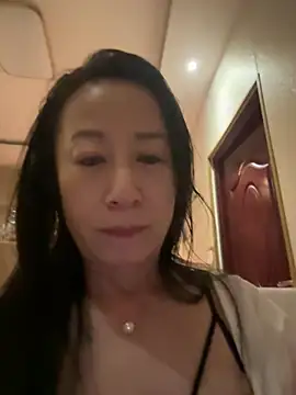 aniani11 online show from March 11, 1:27 pm