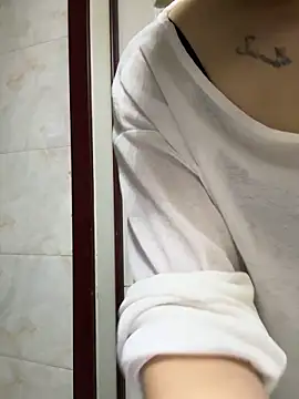 aniani11 online show from February 3, 2:11 pm