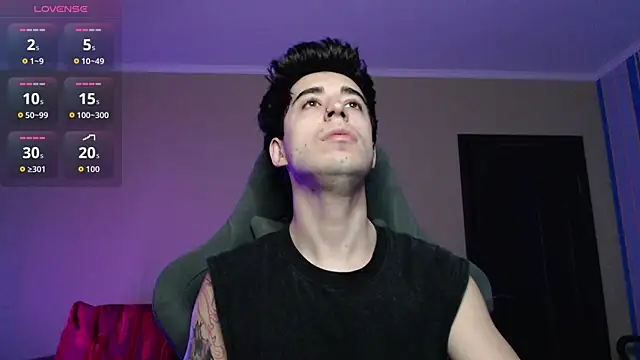 Yofukashii online show from December 23, 4:45 am