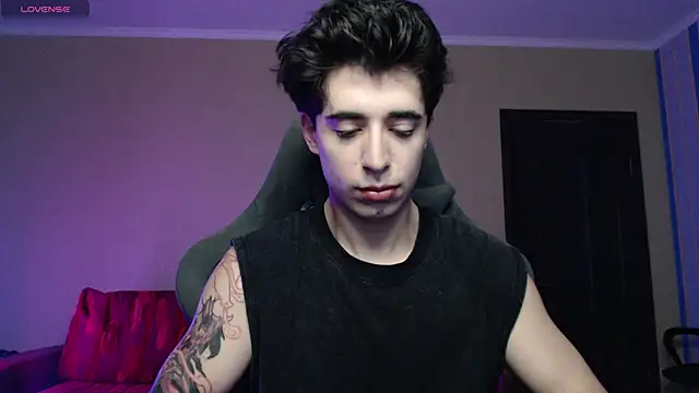 Yofukashii online show from December 22, 5:18 am