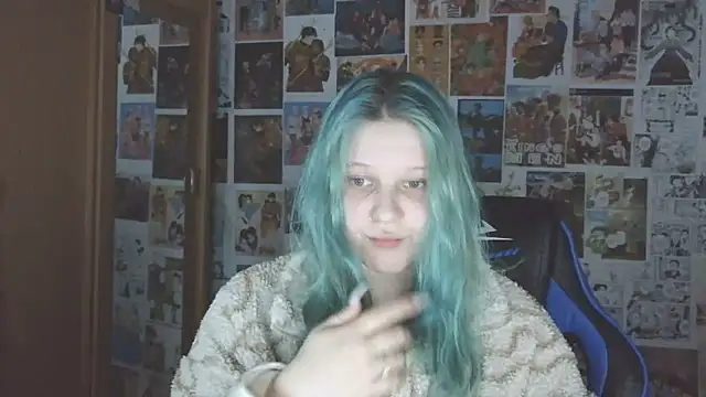 Snapshot of FoxPlayXX chatting on June 18, 7:52 pm FoxPlayXX online show from June 18, 7:52 pm