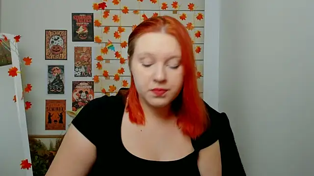 Snapshot of FoxPlayXX chatting on November 1, 8:14 pm FoxPlayXX online show from November 1, 8:14 pm