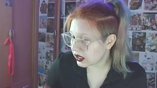 Snapshot of FoxPlayXX chatting on July 8, 6:30 pm FoxPlayXX online show from July 8, 6:30 pm