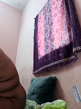 Snapshot of pujapujarrrr chatting on November 23, 6:01 am pujapujarrrr online show from November 23, 6:01 am