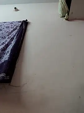 Snapshot of pujapujarrrr chatting on November 6, 8:13 pm pujapujarrrr online show from November 6, 8:13 pm