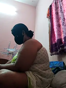 Snapshot of pujapujarrrr chatting on November 20, 5:52 am pujapujarrrr online show from November 20, 5:52 am