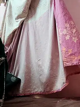 Snapshot of pujapujarrrr chatting on October 30, 8:50 pm pujapujarrrr online show from October 30, 8:50 pm