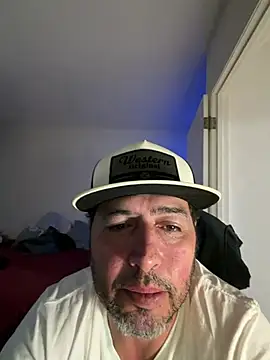 ezrah23 online show from February 26, 10:04 am