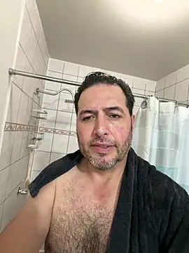 ezrah23 online show from January 16, 11:09 pm