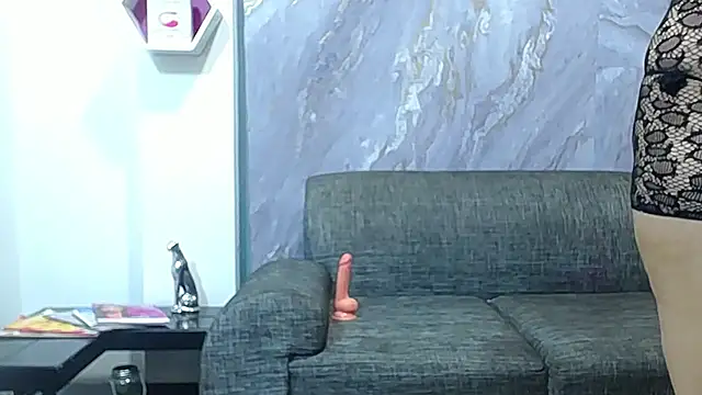 Snapshot of honeyalicee chatting on October 29, 2:49 pm honeyalicee online show from October 29, 2:49 pm