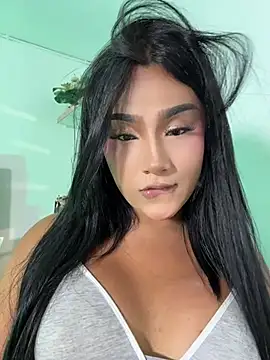 Snapshot of Vale_prado chatting on June 24, 10:18 pm Vale prado online show from June 24, 10:18 pm