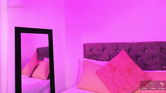 Vale prado online show from January 9, 12:01 pm