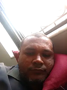 loboalfa2030 online show from November 28, 7:47 pm