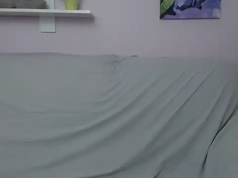 Snapshot of Little_Milf_5 chatting on October 31, 12:13 pm Little Milf 5 online show from October 31, 12:13 pm