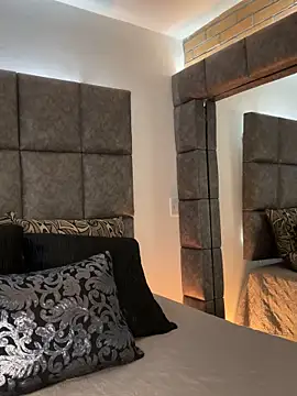 BrigitteVons online show from April 1, 5:31 am