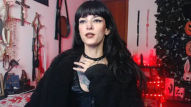 Snapshot of CarrieBurton chatting on November 4, 1:59 pm CarrieBurton online show from November 4, 1:59 pm