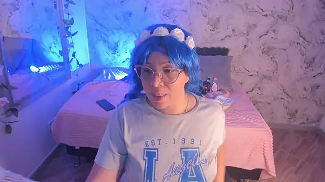 Snapshot of Jiah_Park chatting on November 28, 2:45 am Jiah Park online show from November 28, 2:45 am