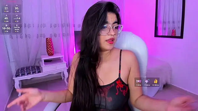 Luna Jonnes1 online show from February 22, 2:36 am