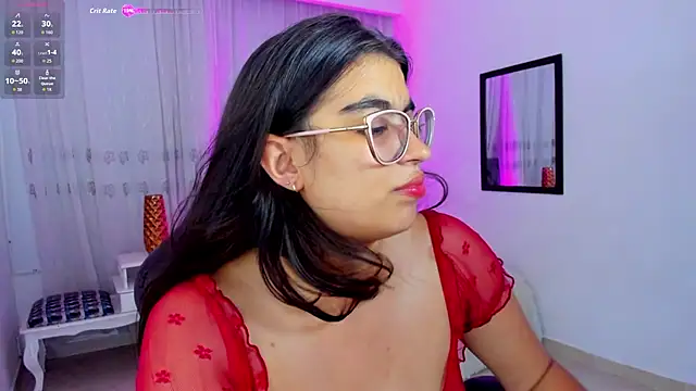 Snapshot of Luna_Jonnes1 chatting on July 8, 7:58 pm Luna Jonnes1 online show from July 8, 7:58 pm