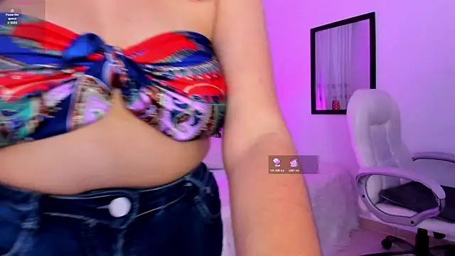 Luna Jonnes1 online show from February 21, 3:30 am