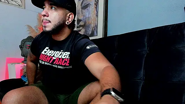 MarcusConnor online show from November 12, 1:59 pm