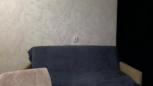 Snapshot of Lovelly_molly1 chatting on February 6, 6:59 pm Lovelly molly1 online show from February 6, 6:59 pm