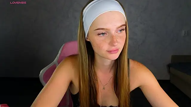Lovelly molly1 online show from July 16, 4:26 pm