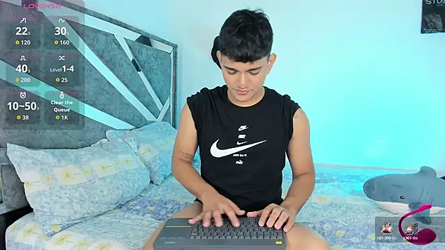 niall falconn online show from December 2, 1:02 pm