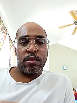 TraddyZaddy online show from May 12, 6:58 pm