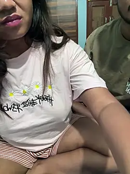 Cuty Pussy1 online show from May 15, 4:38 pm