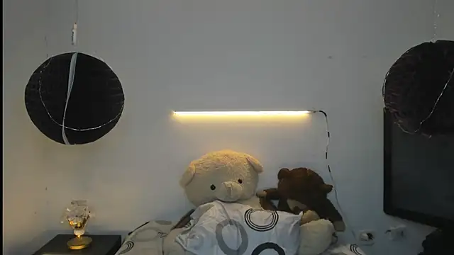 Snapshot of darwinandbrayann chatting on March 10, 8:46 pm darwinandbrayann online show from March 10, 8:46 pm