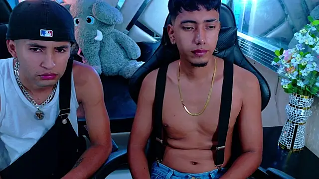 Snapshot of darwinandbrayann chatting on November 11, 3:34 am darwinandbrayann online show from November 11, 3:34 am