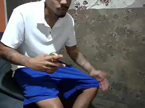 Snapshot of Joao_BRL chatting on November 11, 7:30 pm Joao BRL online show from November 11, 7:30 pm