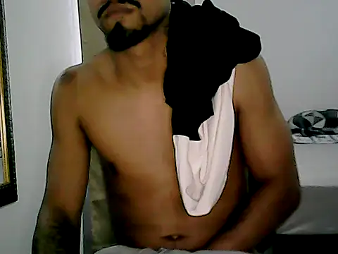 Snapshot of Joao_BRL chatting on May 29, 12:11 pm Joao BRL online show from May 29, 12:11 pm