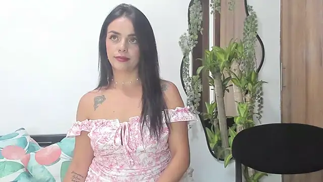 MailynAndNick online show from February 28, 7:13 pm