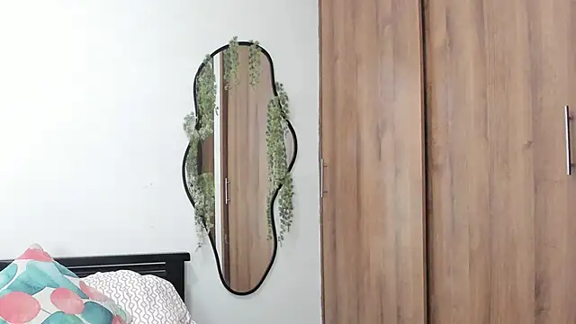 MailynAndNick online show from April 2, 7:31 pm